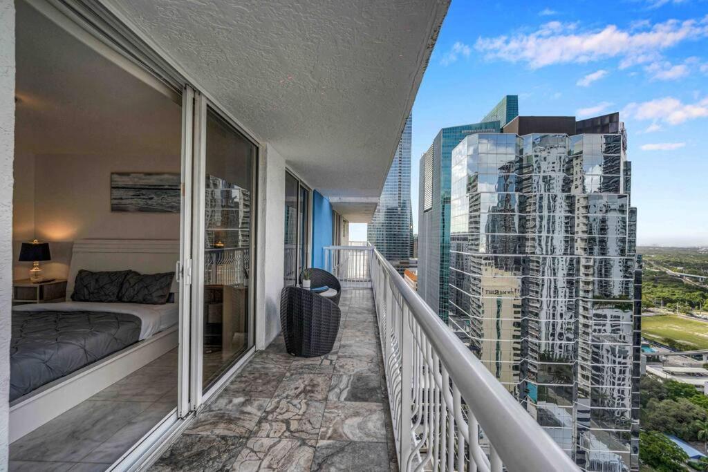 Iconic High Floor 3 Bedrooms In The Heart Of 마이애미 외부 사진