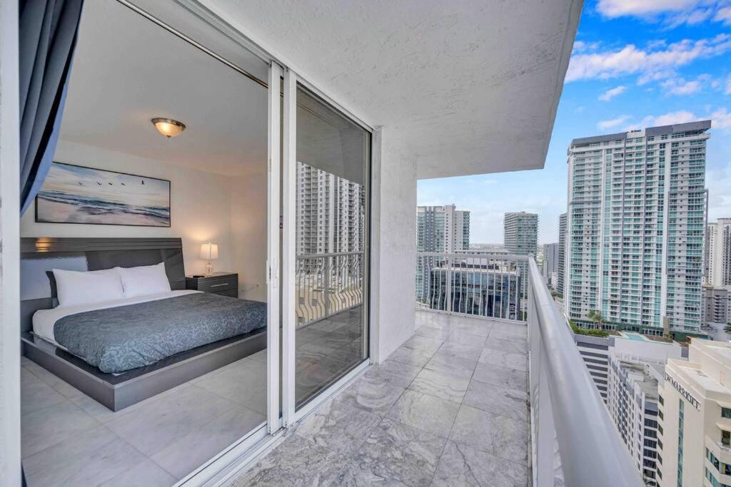 Iconic High Floor 3 Bedrooms In The Heart Of 마이애미 외부 사진
