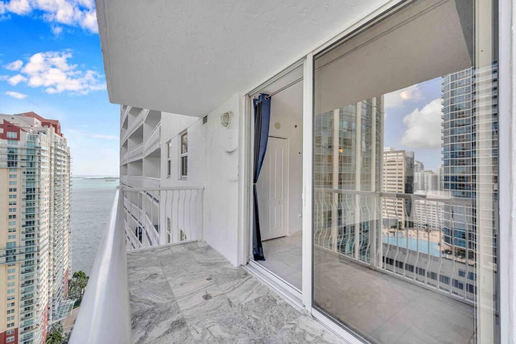 Iconic High Floor 3 Bedrooms In The Heart Of 마이애미 외부 사진