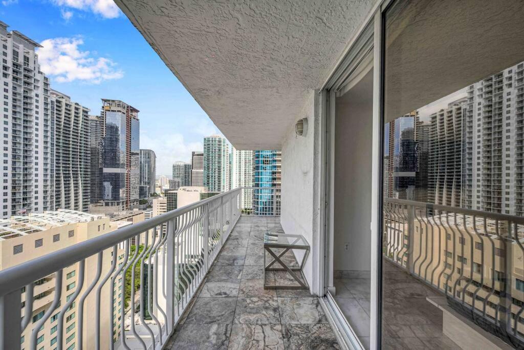 Iconic High Floor 3 Bedrooms In The Heart Of 마이애미 외부 사진