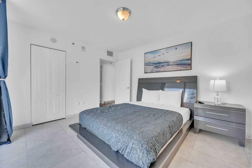 Iconic High Floor 3 Bedrooms In The Heart Of 마이애미 외부 사진